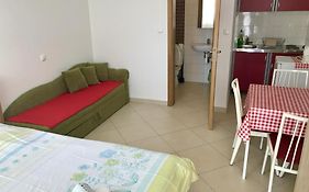 Apartment Ally